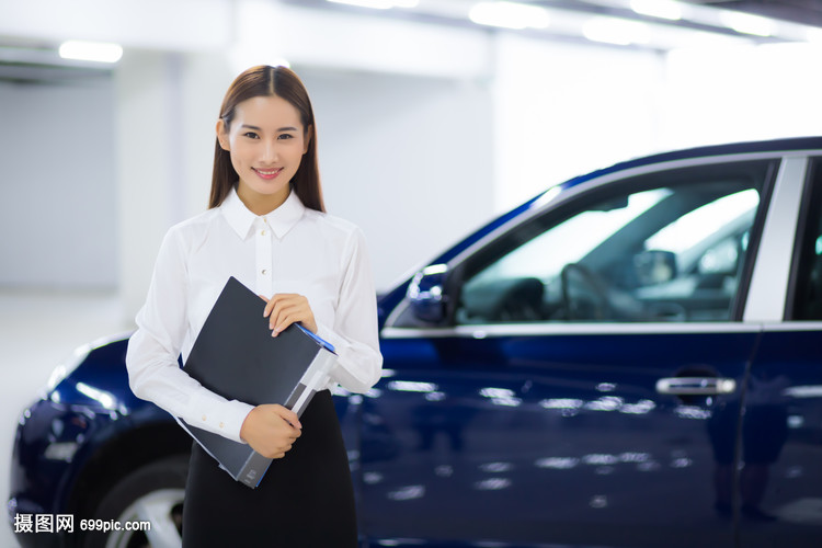 駕馭專業，馳騁人生 汽車銷售商務女性的魅力與實力